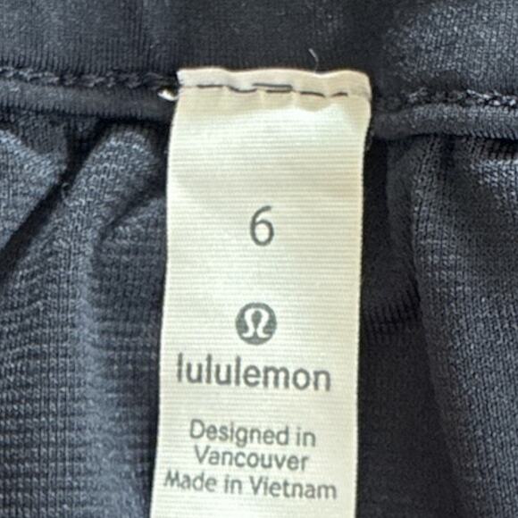 Lululemon Women’s Track That High-Rise Lined Short 3" Black Leopard Size 6 - Picture 6 of 9